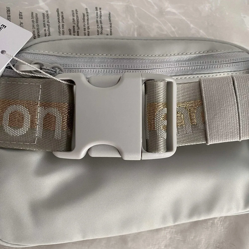 ❤️Final SALE❤️✨🆕✨Brand New Lululemon Everywhere Belt Bag 1L Wordmark_7